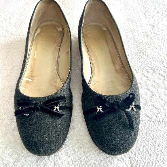Talbots Charcaol Grey Flats in Wool Fabric with Black Velvet Bow Shoe size 8 - Picture 3 of 16